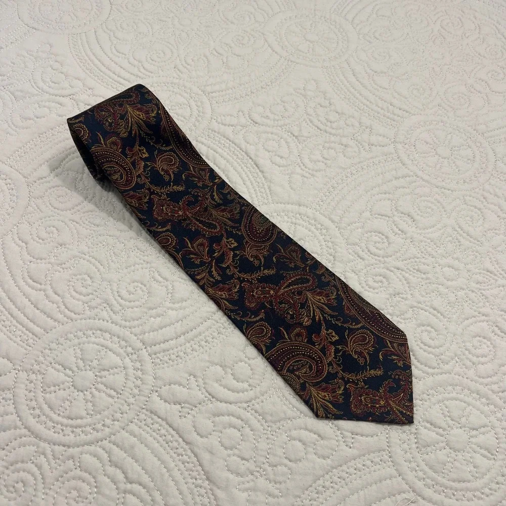 Polo Ralph Lauren Mens Silk Paisley Tie Navy Blue Red Gold Made in USA Hand Made